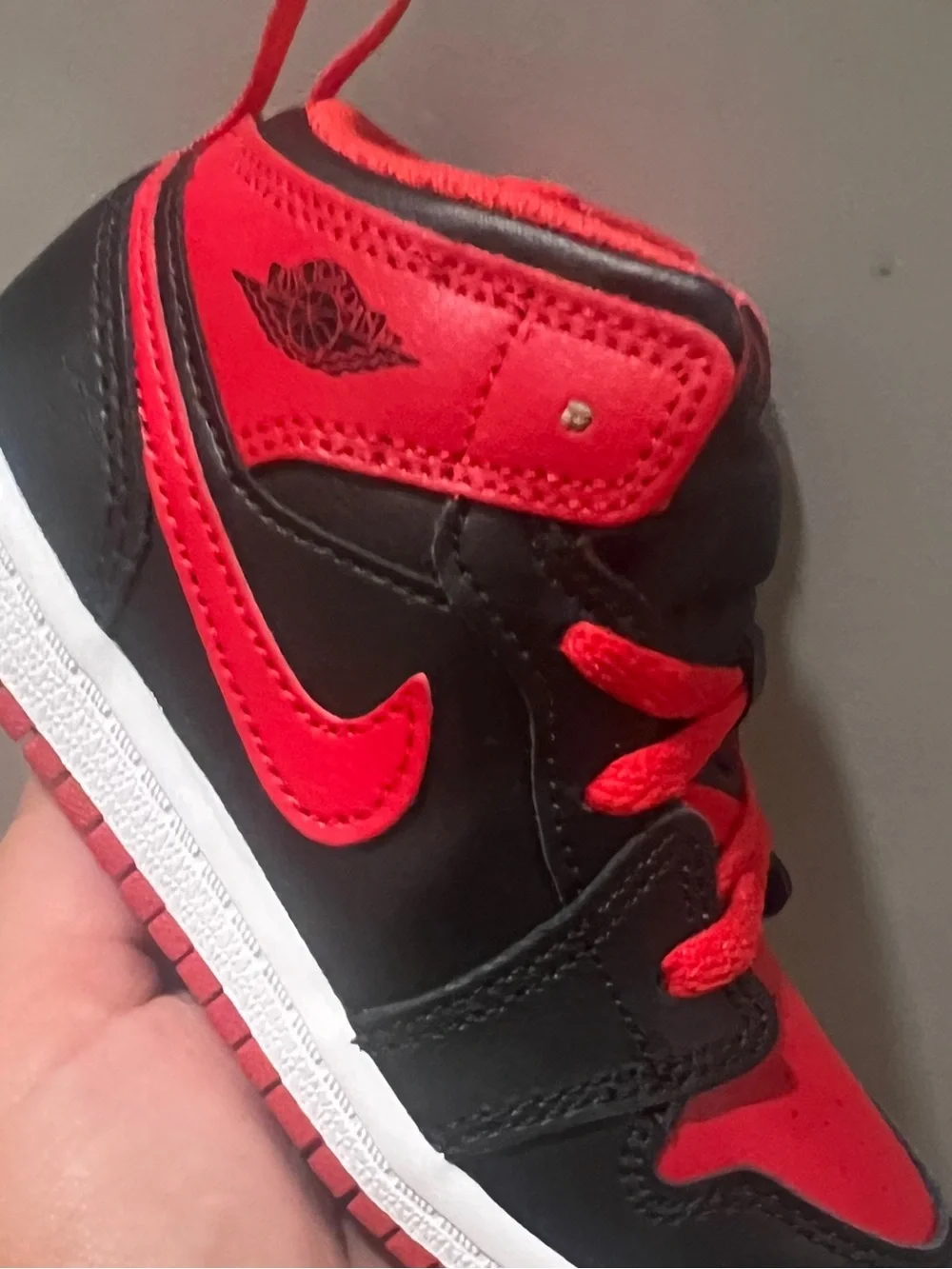 Jordan 1  Kids' Black & Red High-Top Sneakers